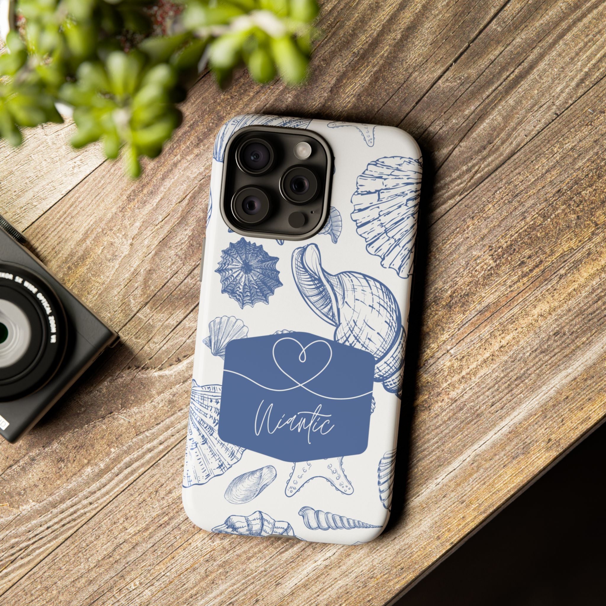 Niantic Shoreline Love - Blue